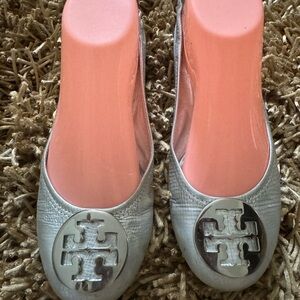 Tory Burch Sliver Slippers Sz 8M